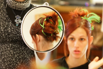 Chignon original de mariée pour un mariage bohème Chignon original de mariée pour un mariage bohème